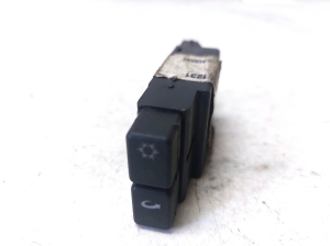 AUDI A4 B5 (1994–2001) A/C switch 0681791 - 4