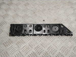   Aizmugurējā bampera kronšteins  - 10970233 