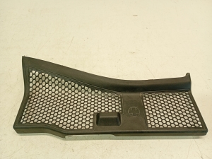   Wiper cowl trim panel  - 8T1863051 