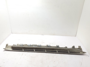   Karbi välimine ilupaneel  - 9478331 