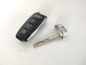 AUDI Q4 e-tron I (2021–2026) Ignition key - 2