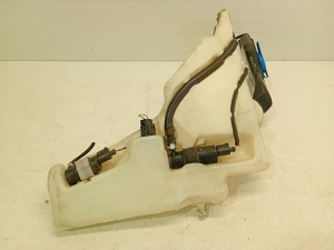 AUDI A4 B8 (2007–2016) Front washer fluid reservoir 8T0955453C - 5