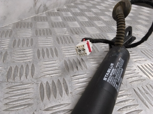 MG, Marvel R EV (2021–2026) Heckklappendämpfer 10993225 - 4