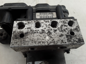 RENAULT Scenic (2003–2010) ABS Steuergerät 7701062137 - 2