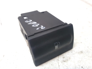 Skoda Octavia I (1996–2004) Fuel filler door release switch 1U0959833C - 3