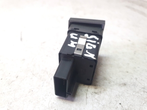 Opel Signum (2003–2008) Heated seat switch 13138252 - 3