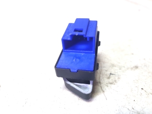 Volkswagen Tiguan (2007–2016) Door lock/unlock switch 1K0962125B - 3