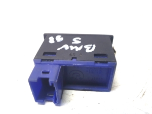 BMW 5 SERIES E39 (1995–2004) Sonstiger Schalter 61318352251 - 3