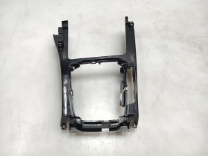 Kia XCEED I (2019–2026) Käigukangi viimistlus 84651J7910 - 3