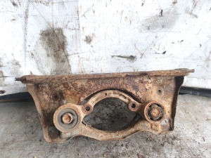 TOYOTA RAV 4 A2 (2000–2005) Tagumise diferentsiaali kinnitus - 2