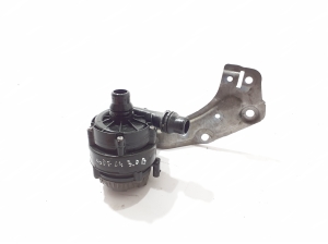 BMW X 7 G07 (2018–2026) Auxiliary water pump 6834936 - 2