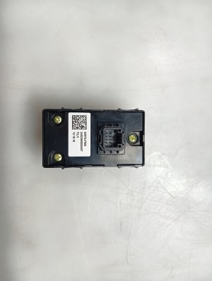 Kia XCEED I (2019–2026) Front door glass switch 93580J7050 - 3