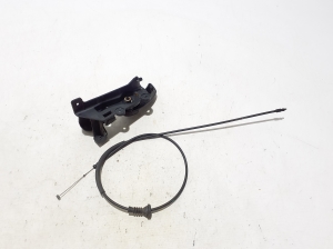 BMW X 7 G07 (2018–2026) Hood release cable 7418203 - 3