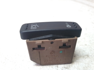 Door lock/unlock switch - 1C0962125A
