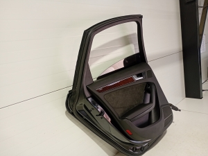 AUDI A4 B8 (2007–2016) Tagumised küljeuksed ja nende osad - 5