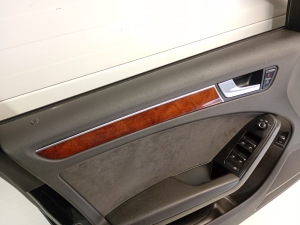 AUDI A4 B8 (2007–2016) Esiuksed ja nende osad - 5