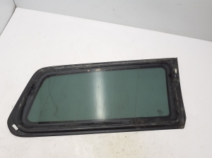 VOLVO XC70 (2007–2016) Rear quarter glass 30674861 - 3
