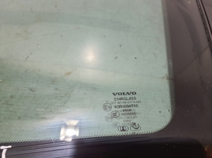 VOLVO XC70 (2007–2016) Rear quarter glass 30674862 - 4
