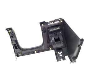 Mazda 3 IV (2019–2026) Salona paneļa cita detaļa BDGF64281 - 2