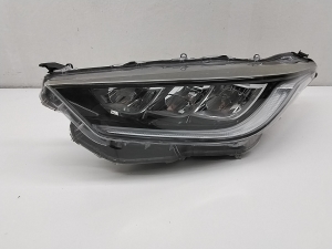 TOYOTA Yaris (2011–2020) Headlight K08 - 2