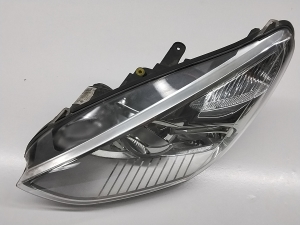 Ford S-MAX (2006–2015) Esituli 6M2113D155AL - 2