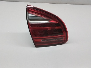 Tail light on trunk lid - 7P5945093K