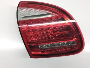 Porsche Cayenne (2010–2017) Tagatuli tagaluugil 7P5945093K - 6