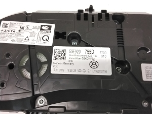 Volkswagen E-Golf (2017–2026) Instrument cluster 5GE920755D - 4