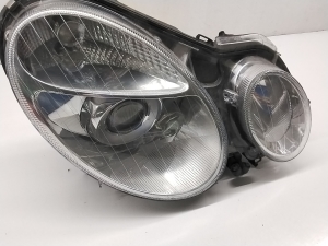 Mercedes Benz E-Class W211 (2002–2009) Esituli 15436000 - 2