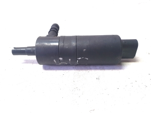 Mercedes Benz GLK-Class 204 (2008–2015) Front headlight washer motor - 2