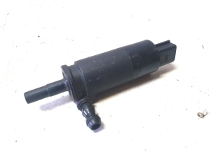 Motor der Scheinwerferwaschanlage vorne - 67128377613