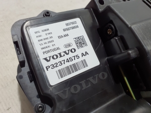 VOLVO XC60 (2017–2026) Instrument cluster 32374575 - 3