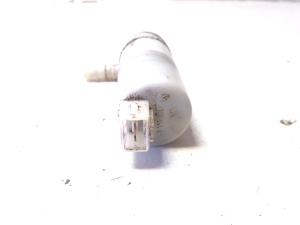 Volkswagen Transporter T4 (1990–2003) Motor für Frontscheibenwaschanlage 1H0955681 - 2