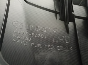 Mazda 3 IV (2019–2026) Armatuurlaud BDGG60350 - 9