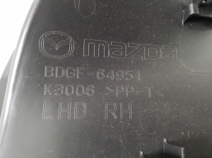 Mazda 3 IV (2019–2026) Salona paneļa cita detaļa BDGF64951 - 3