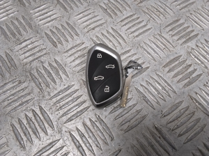 MG, Marvel R EV (2021–2026) Ignition key - 2