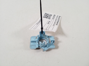 Halter für Einparkhilfe vorn - B0L267UC5
