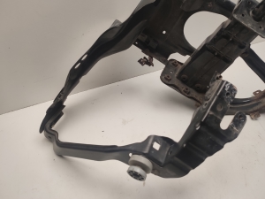 Mercedes Benz CLS-Class 219 (2004–2010) Weitere Details des Frontrahmens A2116204431 - 3