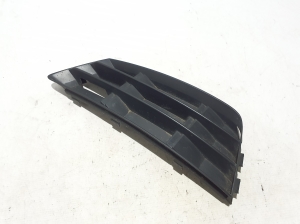 AUDI A4 B9 (2015–2026) Unteres Stoßstangengitter vorne 8W0807681B - 3