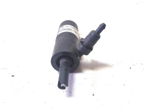 Saab 9-5 (1997–2010) Front headlight washer motor 90508709 - 3