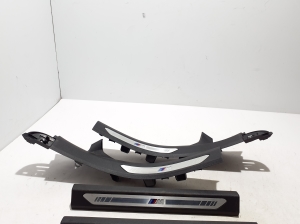 BMW X6 G06 / F96 (2019–2026) Inner sill trim - 2