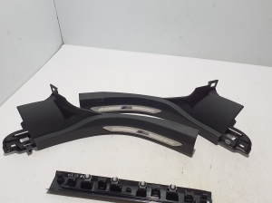 BMW X6 G06 / F96 (2019–2026) Inner sill trim - 4
