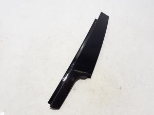 Front door outer window molding - 7446193
