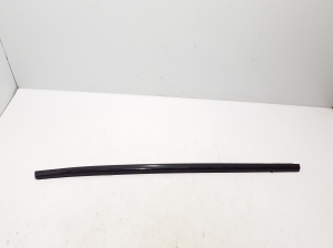   Aizmugurējo sānu durvju stikla ārējā līste  - 51355A8A283 