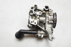 AUDI A1 8X (2010–2018) Ölpumpe 04L145208H - 5