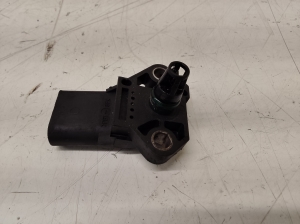 Seat Alhambra (1996–2010) Ansaugluftdrucksensor 038906051B - 3