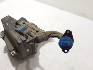 AUDI A4 B9 (2015–2026) AdBlue tank 8W0131879BB - 6