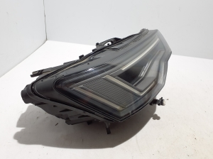 AUDI A6 C8 (2018–2025) Esituli 4K0941040 - 2