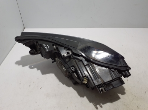 AUDI A6 C8 (2018–2025) Esituli 4K0941040 - 3