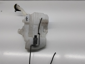 Ford Kuga (2012–2019) Front washer fluid reservoir CV4417B613AD - 4